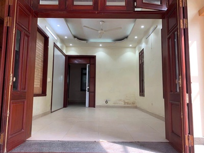 Cho thuê nhà tầng 1 biệt thự pháp vân 120m2, 2 ngủ, vp trung tâm, công ty 15 triệu 1