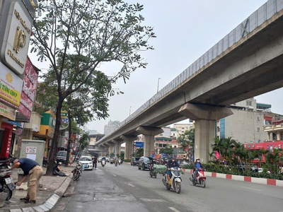 Cần bán nhà mặt phố thanh xuân, lô góc vỉa hè kinh doanh, 41m2 mặt tiền rộng, nhỉnh 16tỷ 0