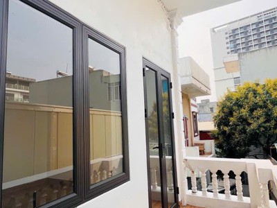 Bán nhà 3 tầng ngõ phố Yết Kiêu, ph Hải Tân, TP HD, 90.6m2, hướng tây bắc, 4 ngủ, chỉ 2.5x tỷ 1