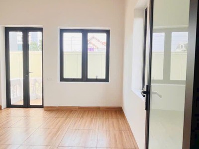Bán nhà 3 tầng ngõ phố Yết Kiêu, ph Hải Tân, TP HD, 90.6m2, hướng tây bắc, 4 ngủ, chỉ 2.5x tỷ 6