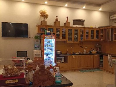 Bán nhà ven hồ tây - view hồ tây. dt 140m2. 8 tầng. giá 37 tỷ 1