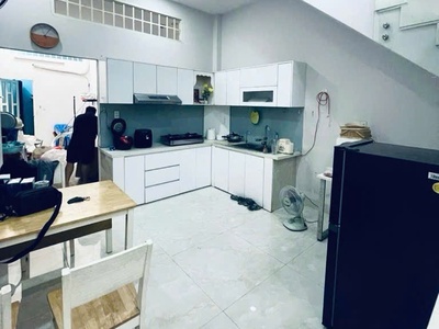 Nhà hxh sau lưng căn mặt tiền trường chinh 84m2 hơn 5,6 tỷ tân thới nhất q12 1