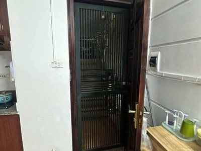 Bán căn hộ tầng 3 ccmn hồ tùng mậu, 35m2, 1 ngủ, 1.4 tỷ 0
