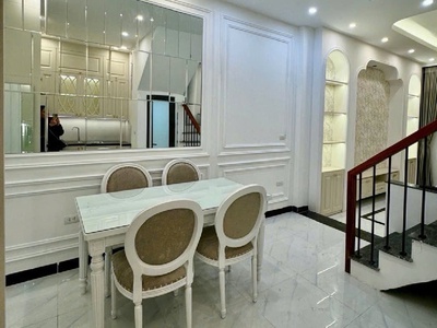 Bán nhà ngõ 109 quan nhân 4 tầng- 37m2- mt 4m - nhỉnh 6 tỷ 1