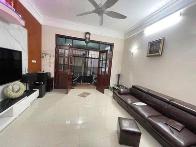 Phân lô nguyễn khánh toàn 61m2 x 5t mt 4.5mngõ thông kinh doanh tốt dòng tiền đỉnh 3