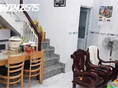 Bán nhà đường bến nghé, quận 7, 2 tầng, 28,8m2, cách 50m ra đường lớn, nhỉnh 2 tỷ 1