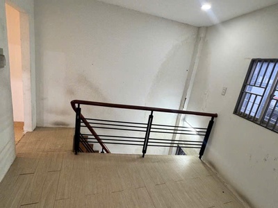 Nhà bán gấp-2 tầng- 48m2-lê văn sỹ p13qpn-6 tỷ 3