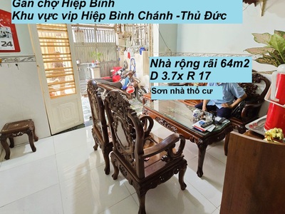 Nhà rộng 64 m2- không qui hoạch - hiệp bình chánh thủ đức - chợ hiệp bình  - giá chỉ 4.1 tỏi  tl 0