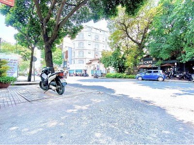 Bán chdv hxh điện biên phủ quận 10 nhà 5 tầng 86m2 dt 5,3 năm 14,5 tỷ 0