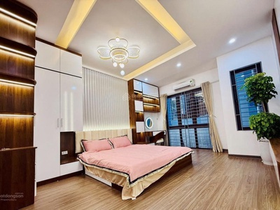 Siêu phẩm phố pháo đài láng, 2 mặt thoáng, ngõ thông gần phố, cách ô tô 45m, dt 36m2   5 tầng 3