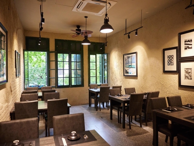 MBKD Lê Đại Hành, HBT, 90m2 x 2 tầng, MT rộng phù hợp café, nhà hàng, nhỉnh 60tr/th. 2