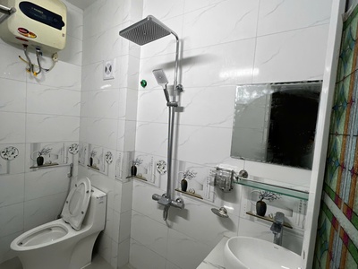 Bán nhà dân xây 5 tầng phố bạch mai - hai bà trưng tầng x 38m2 - gia chỉ 4.8 tỷ. 2