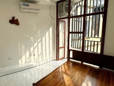 Bán nhà ngõ 47 p. khương trung thanh xuân   50m    4 tầng   giá nhỉnh 9 tỷ 2