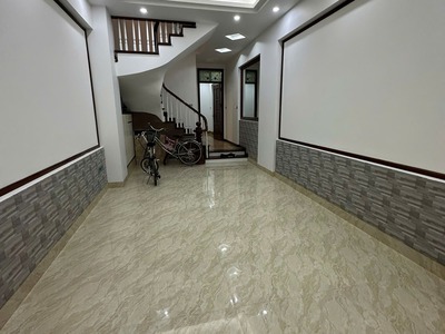 Bán nhà phố vương thừa vũ, thanh xuân, 52m2, 5 tầng, gara ô tô, thang máy, trước nhà ô tô tránh. 0