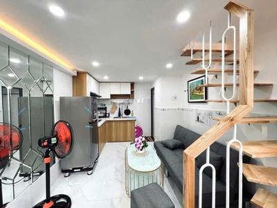 Bán nhà 14m2-3 tầng-cmt8 p13q10--3.2 tỷ 0
