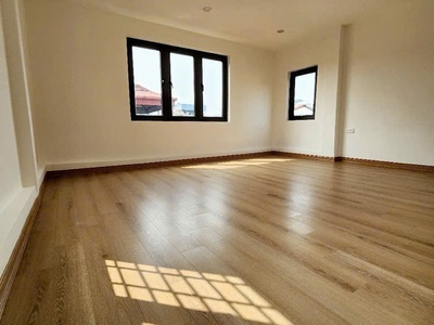 Bán nhà bạch mai 5 tầng mới đẹp long lanh lô góc hai bà trưng 1