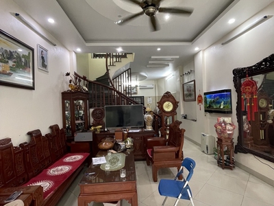 Ngõ Hòa Bình - 6 tầng xây kiên cố- măt tiền rộng, có thể chuyển đổi thành dòng tiền khủng 0