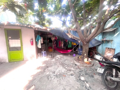 Bán dãy nhà trọ 12 phòng mặt tiền đường mỹ huề 1 - 12m thông khắp nơi - sát tô ký -  212m2  chỉ 2