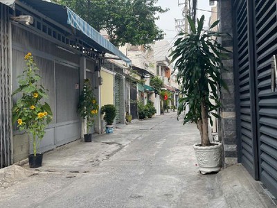 Quận 7 - ngang 5m - 8tỷ tl - ô tô ngủ trong nhà thông tứ tung - cạnh lotte quận 7 1