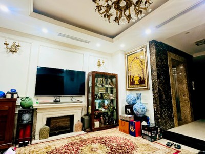 Cần bán nhà lk nguyễn trãi, view chung cư vỉa hè oto tránh văn phòng, 96m mt5.5, nhỉnh 37tỷ 1