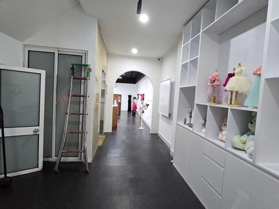 Mặt phố vip thái hà   mặt phố   thang máy   sổ đẹp   kinh doanh tốt    1 mặt phố 1 mặt ngõ. 1