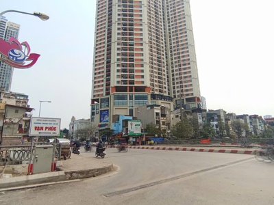 Chính chủ gửi bán nhà phố lụa vạn phúc hà đông, vị trí vàng 3