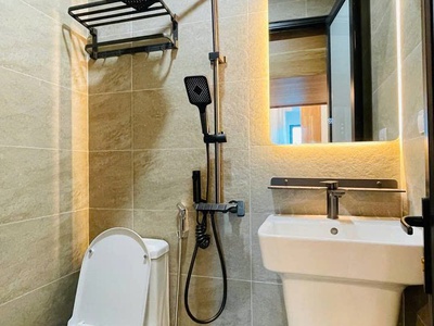 Hàng cực vip 3 tòa chdv phạm văn đồng - 60m/tòa/7 tầng - thang máy - 16 phòng - doanh thu 4