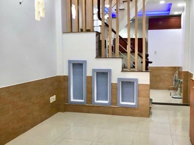 Bán nhà 37m2-5 tầng-lý thái tổ- p9q10--7.7 tỷ 2