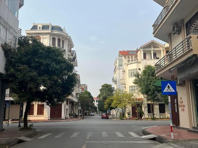 Bán đất mặt phố Cao Bá Quát, Đông Nam Cường, TP Hải Dương, 72m2, mt 4m, hướng tây 1