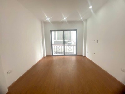 Phố Vip Ba Đình 40m2 x 7 tầng thang máy - Ngõ kinh doanh - Sổ đỏ vuông đẹp. 1