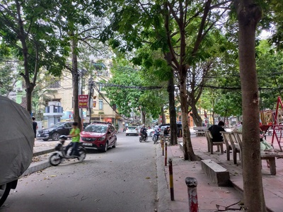 Bán nhà ngụy như kontum thanh xuân, lô góc 3 thoáng oto tránh kinh doanh, 42m2, 16.x tỷ 1