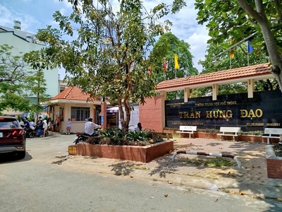 Nhà víp giá cực rẻ,shr - tại p6,gò vấp - dt 53,5m2, mt khủng 8,5m - giá chỉ 8 tỷ 3