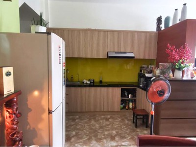 Nhà đẹp, 2 tầng, 95m2, mặt tiền đường kinh doanh, ngang 6m 0