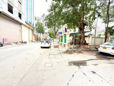 Bán đất trung tâm phú thượng - tây hồ - diện tích gần 93m - mặt tiền 6m2  - sổ đỏ chính chủ - ngõ 2