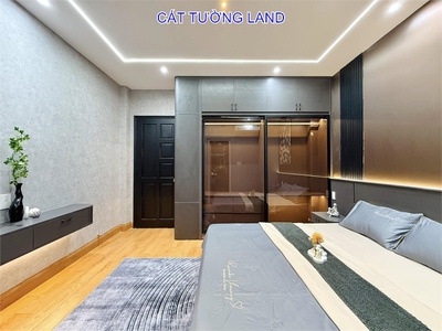 Nhà cực đẹp, nội thất cao cấp. đường 10m phạm văn chiêu, p.14. giá 9.9 tỷ 4