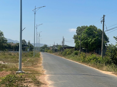 Bán đất thổ cư đường đinh công tráng, tân tiến, thị xã lagi giá rẻ nhất 129tr/m ngang gần biển 2