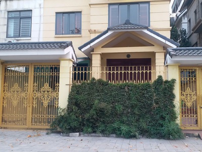Cho thuê biệt thự đẹp 200m2, 4 tầng khu đô thị mỹ đình làm văn phòng, chuyển phát, trung tâm dạy học 0