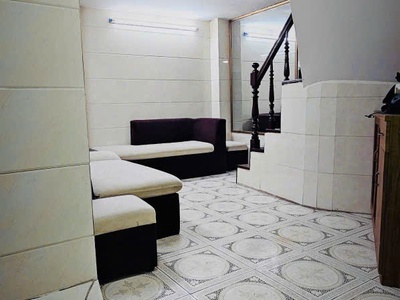 Cho thuê nhà 2 tầng tại 49a phường hàng bài, quận hoàn kiếm, hà nội 3