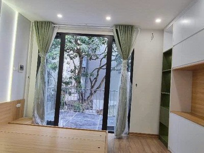 Nhà Tây Hồ 6 tầng x mặt tiền 4.5M - Ngõ thoáng sáng - Sân để xe - Full nội thất. 0