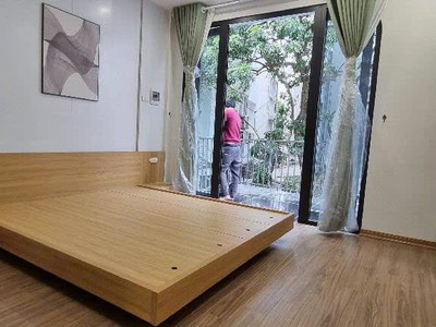 Nhà Tây Hồ 6 tầng x mặt tiền 4.5M - Ngõ thoáng sáng - Sân để xe - Full nội thất. 1