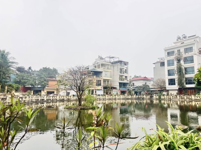 Bán nhà ngõ 81 đường đông ngạc 30m2 x 4 tầng ngõ thông rộng ô tô đỗ cửa, với 4 phòng ngủ đầy đủ 0