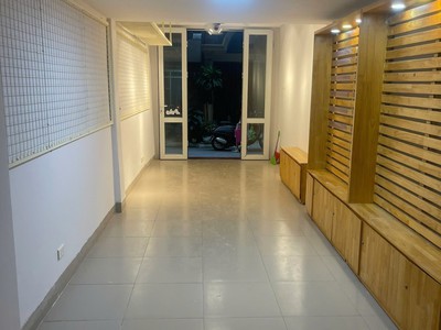 Nhỉnh 12 tỷ sở hữu nhà nguyễn chí thanh - ngách ô tô tránh - vỉa hè - kinh doanh- 6 tầng 0