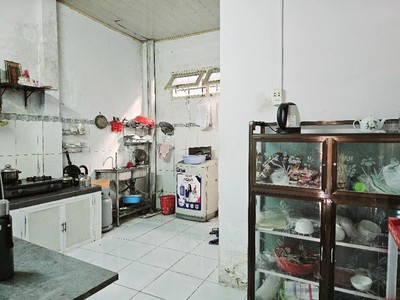 Nhà hxh 2 tầng, nở hậu   lê văn khương, q12 2