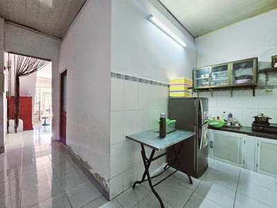 Nhà hxh 2 tầng, nở hậu   lê văn khương, q12 3