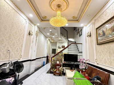 Bán nhà 4 tầng, 52m , 4pn, 3wc, linh đông, thủ đức - 6.4 tỷ 0