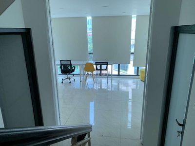 Cho thuê căn nhà lô góc 50M x 6 Tầng mặt ngõ 180 đường Hoàng Quốc Việt 6