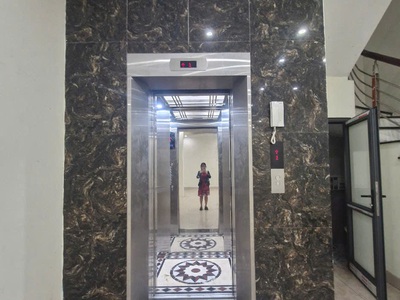 Chủ cần bán gấp toà nhà văn phòng hà đông, 7 tầng, thang máy, 100m, giảm 6 tỷ. 1