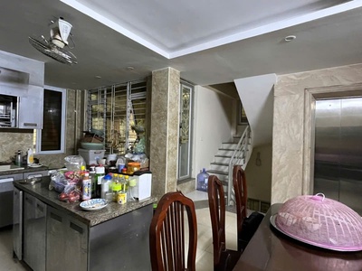 Bán nhà mặt ngõ thông quận đống đa - hào nam 55m , 7 tầng, thang máy lô góc, ngõ thông, chỉ 30m 1