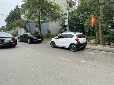 Bán đất vị trí đẹp đường oto tránh tại giang biên long biên rộng 76m mặt tiền: 5m 14 tỷ 0