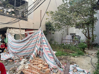 Bán đất vị trí đẹp đường oto tránh tại giang biên long biên rộng 76m mặt tiền: 5m 14 tỷ 2